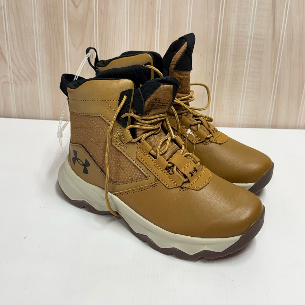 Under Armour Kids Shoes in Brown and Black